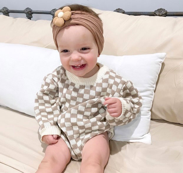 Almond Daisy Bow Headband