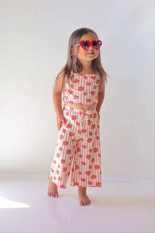 Berry Patch Tank Set