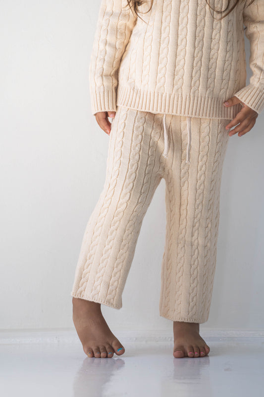 Ivory Cable Knit Set