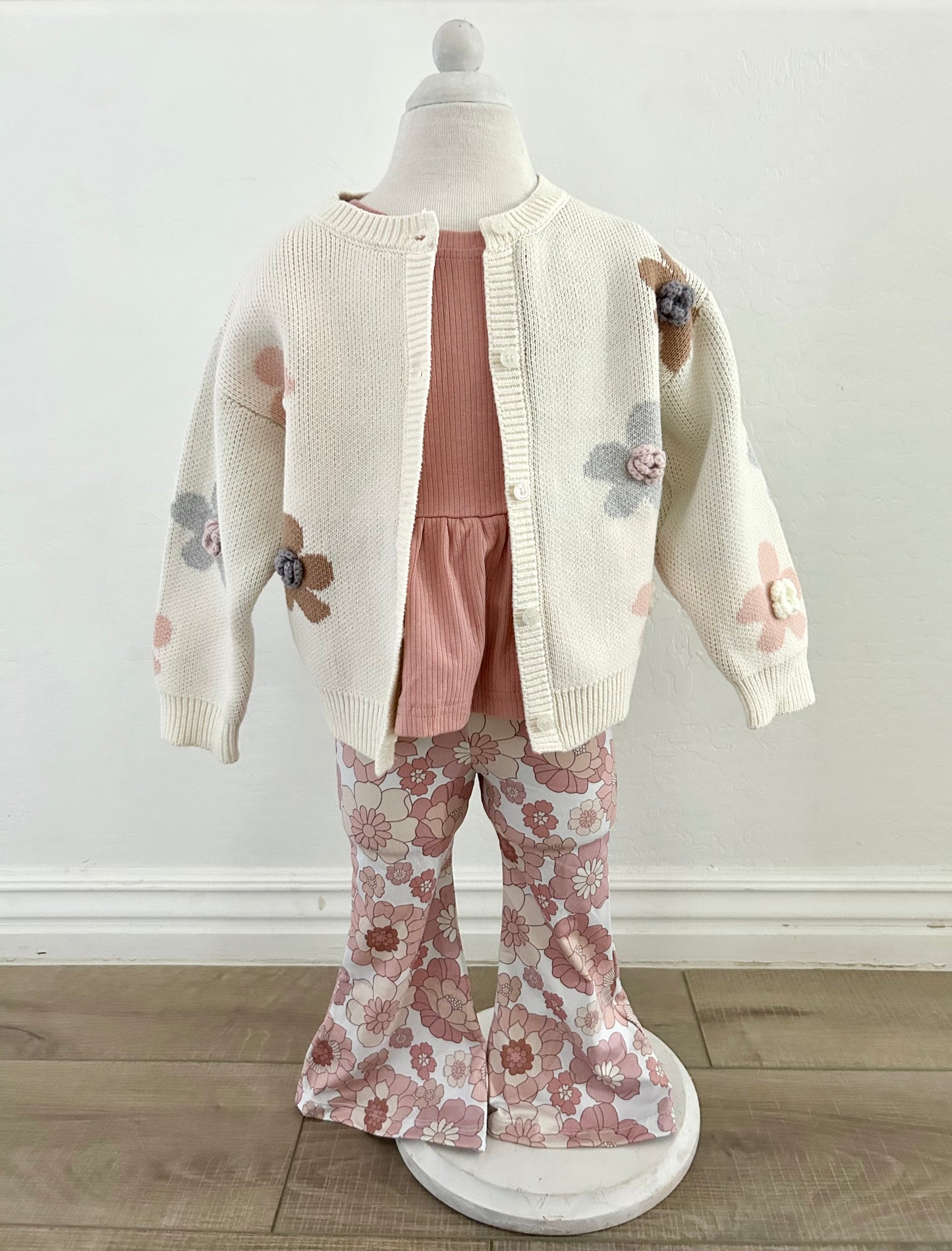 Daisy Bloom Cardigan